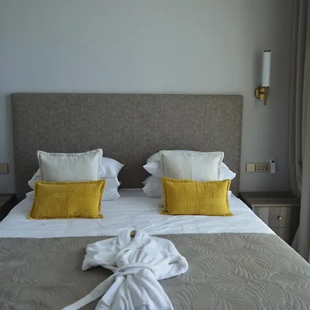 Olymp Luxury House - Ultra Luxury Beachfront With Rooftop Lounge Villa *