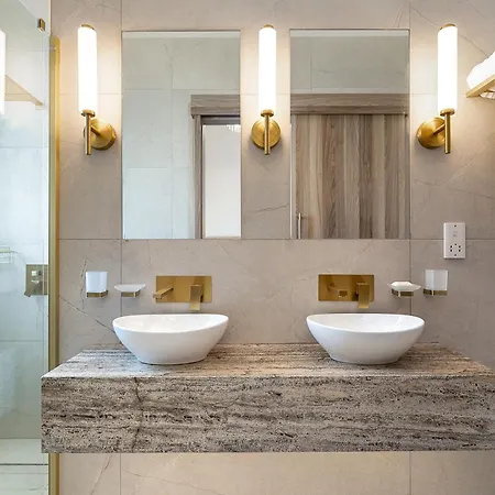 Villa Olymp Luxury House - Ultra Luxury Beachfront With Rooftop Lounge Paphos
