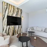 Olymp Luxury House - Ultra Luxury Beachfront With Rooftop Lounge *