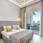 Villa Olymp Luxury House - Ultra Luxury Beachfront With Rooftop Lounge Paphos