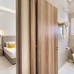 Olymp Luxury House - Ultra Luxury Beachfront With Rooftop Lounge Villa *