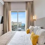 Olymp Luxury House - Ultra Luxury Beachfront With Rooftop Lounge * Paphos