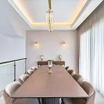 Olymp Luxury House - Ultra Luxury Beachfront With Rooftop Lounge Villa *