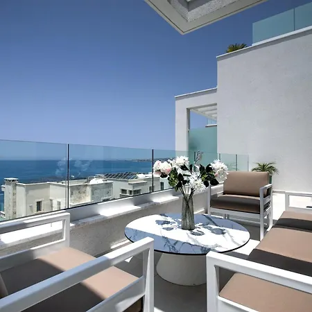 Olymp Luxury House - Ultra Luxury Beachfront With Rooftop Lounge Villa *