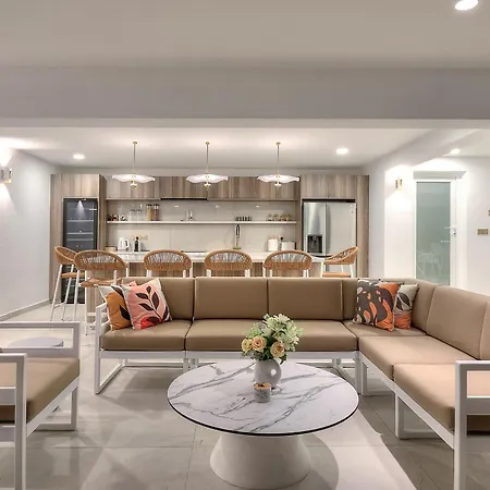 Olymp Luxury House