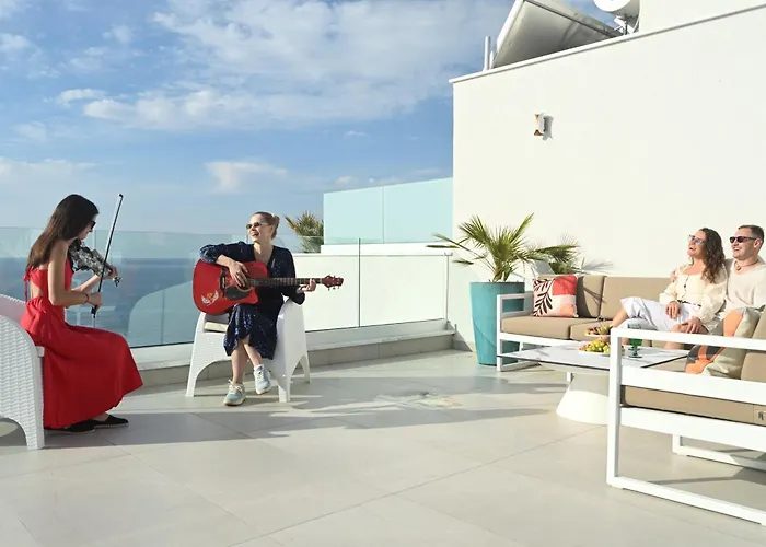 Olymp Luxury House